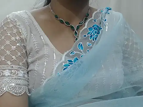 Lovely Siri 23 online show from February 10, 5:32 am