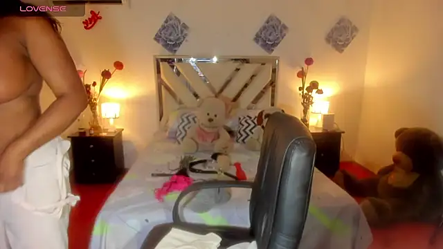 Miagrace online show from October 25, 9:32 pm